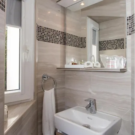 Apartment Mali Skoj - Two-bedroom With Sea View Sudurad