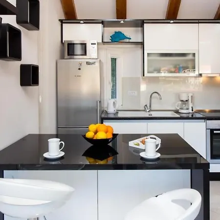 Mali Skoj - Two-bedroom With Sea View Appartement Sudurad